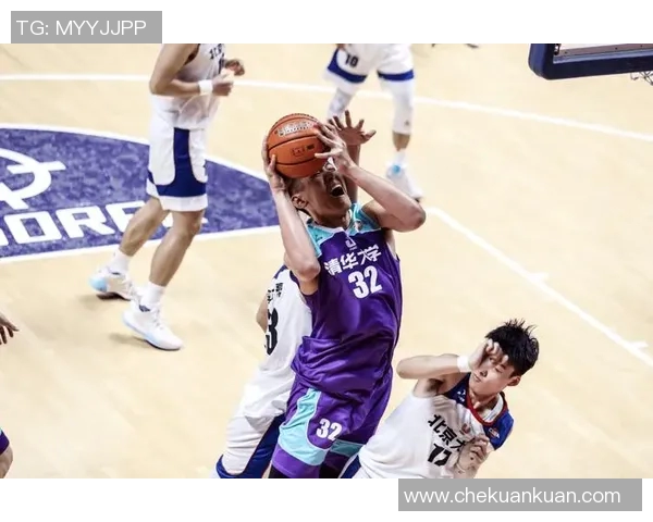 基尔队与纽伦堡队激战正酣5月22日精彩对决即将上演