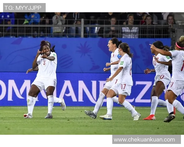 英格兰女足与喀麦隆女足精彩对决进球回顾与分析