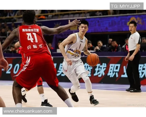 日本与纽西兰半场比分揭晓精彩对决引发球迷热议