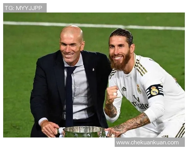 激情对决巴萨与皇马2001年经典战役回顾与分析